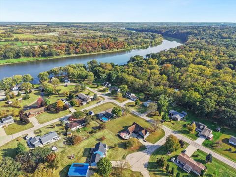 Tiny photo for 750 Forest Park Drive, Dixon, IL 61021 (MLS # 12490020)