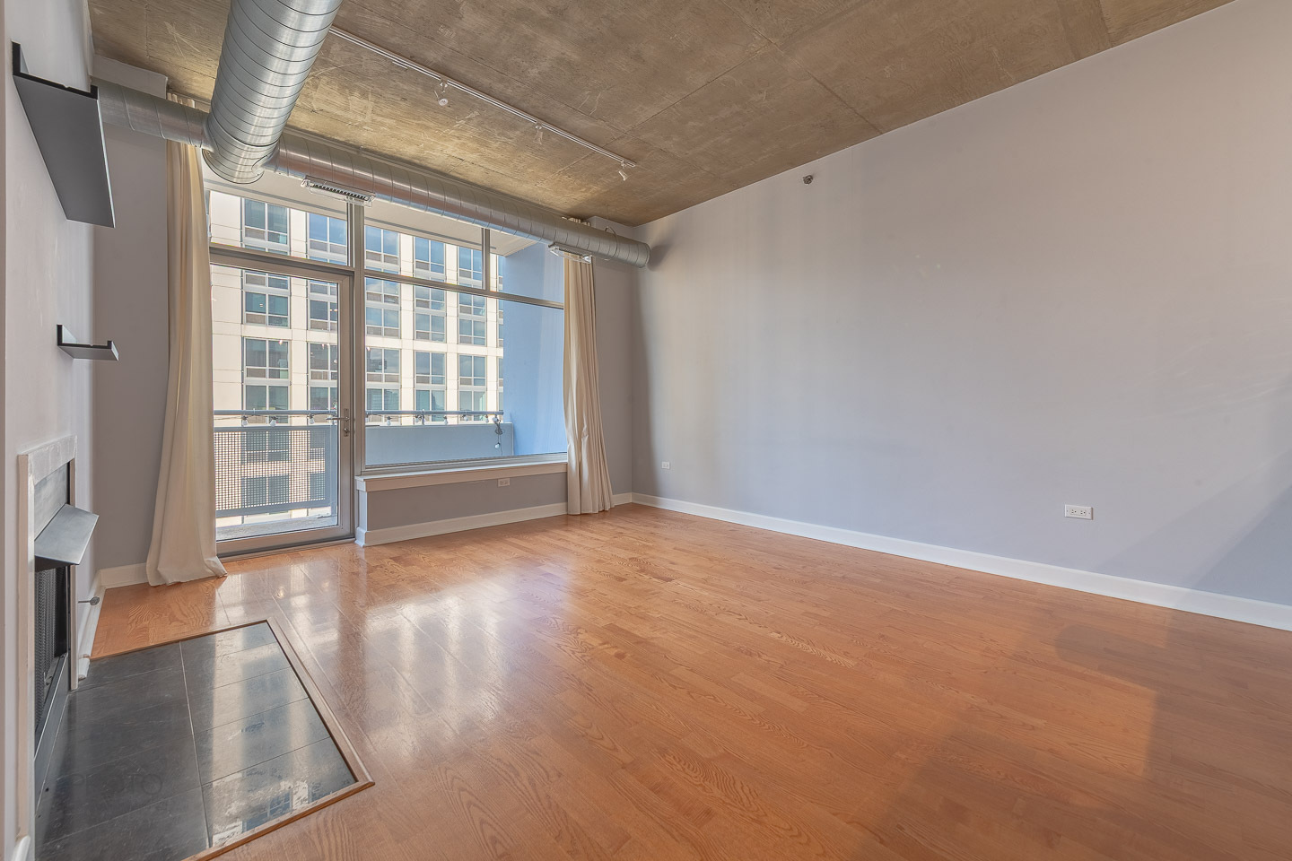 1305 S Michigan Avenue 1706