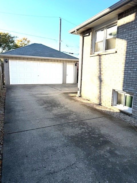 Tiny photo for 10952 S Avenue E Ave, Chicago, IL 60617 (MLS # 12517992)