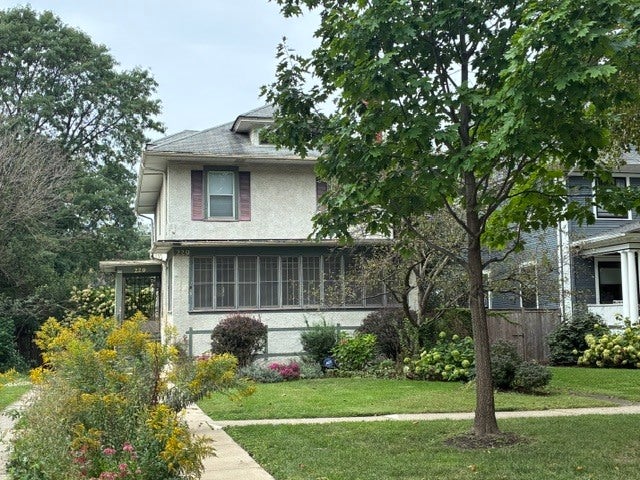 229 S East Avenue