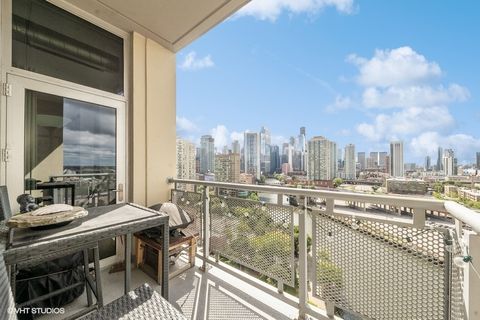 Tiny photo for Chicago, IL 60654 (MLS # 12541346)