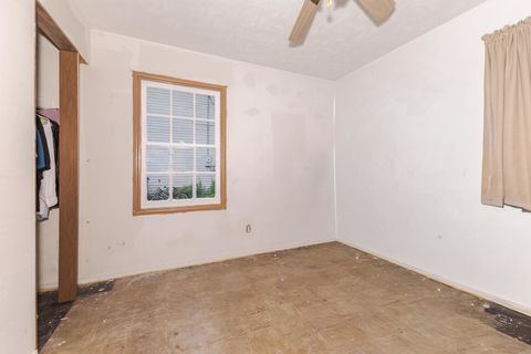 Tiny photo for 1702 S Plum Street, Pontiac, IL 61764 (MLS # 12457689)