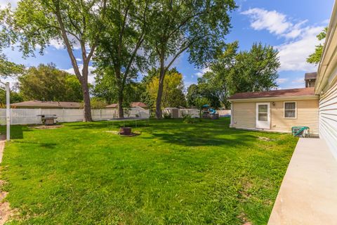 Tiny photo for 1702 S Plum Street, Pontiac, IL 61764 (MLS # 12457689)
