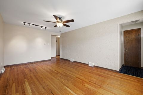 Tiny photo for 8519 Lorel Avenue, Burbank, IL 60459 (MLS # 12514106)