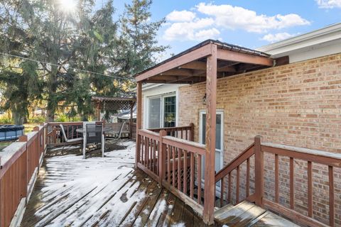Tiny photo for 8519 Lorel Avenue, Burbank, IL 60459 (MLS # 12514106)