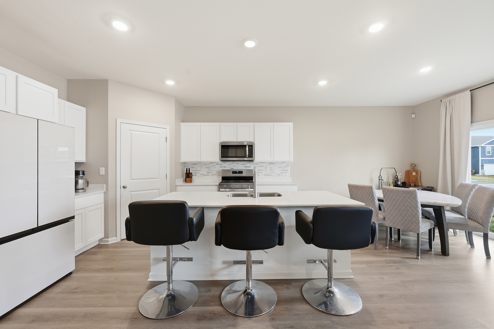 2282 Cobble Springs Drive