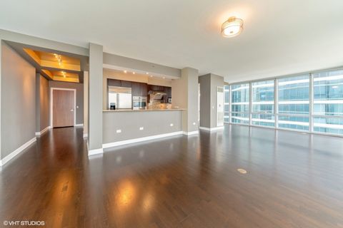 Tiny photo for 1211 S Prairie Avenue #4805, Chicago, IL 60605 (MLS # 12448719)