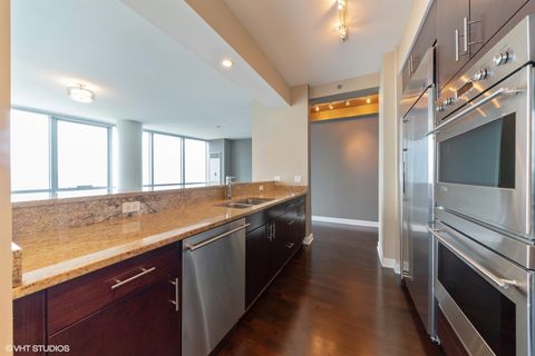 Tiny photo for 1211 S Prairie Avenue #4805, Chicago, IL 60605 (MLS # 12448719)