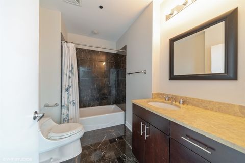Tiny photo for 1211 S Prairie Avenue #4805, Chicago, IL 60605 (MLS # 12448719)