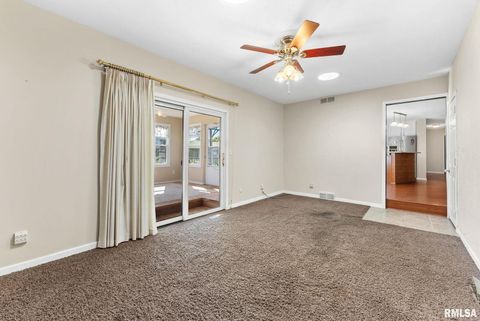 Tiny photo for 1415 W 59TH Street, Davenport, IA 52806 (MLS # QC4269288)