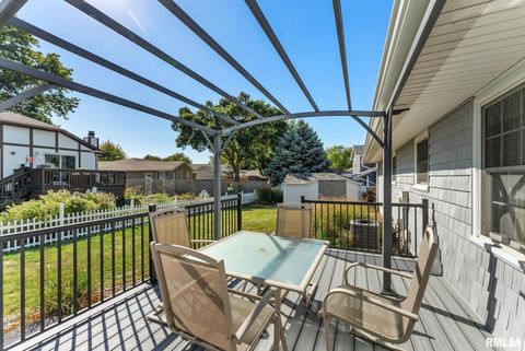 Tiny photo for 1415 W 59TH Street, Davenport, IA 52806 (MLS # QC4269288)