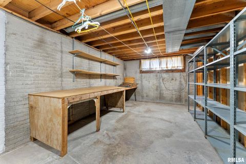 Tiny photo for 1415 W 59TH Street, Davenport, IA 52806 (MLS # QC4269288)