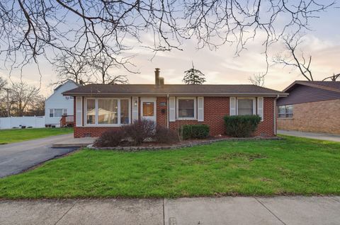 Tiny photo for 14426 Springfield Avenue, Midlothian, IL 60445 (MLS # 12614243)