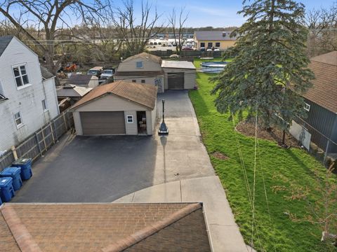 Tiny photo for 14426 Springfield Avenue, Midlothian, IL 60445 (MLS # 12614243)