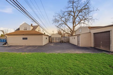 Tiny photo for 14426 Springfield Avenue, Midlothian, IL 60445 (MLS # 12614243)