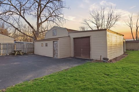 Tiny photo for 14426 Springfield Avenue, Midlothian, IL 60445 (MLS # 12614243)