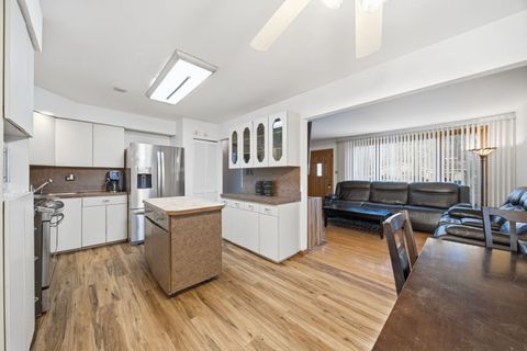 Tiny photo for 14426 Springfield Avenue, Midlothian, IL 60445 (MLS # 12614243)