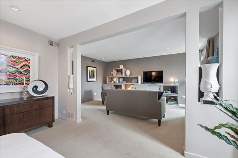 Tiny photo for 312 Barton Avenue, Evanston, IL 60202 (MLS # 12623475)