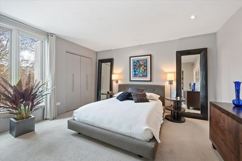 Tiny photo for 312 Barton Avenue, Evanston, IL 60202 (MLS # 12623475)