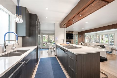 Tiny photo for 312 Barton Avenue, Evanston, IL 60202 (MLS # 12623475)