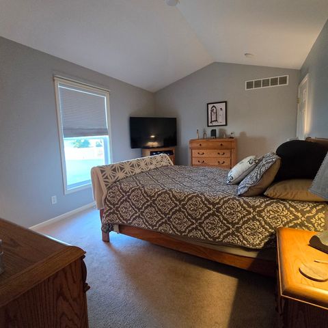 Tiny photo for 664 Magnolia Street, DeKalb, IL 60115 (MLS # 12478379)