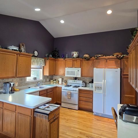 Tiny photo for 664 Magnolia Street, DeKalb, IL 60115 (MLS # 12478379)