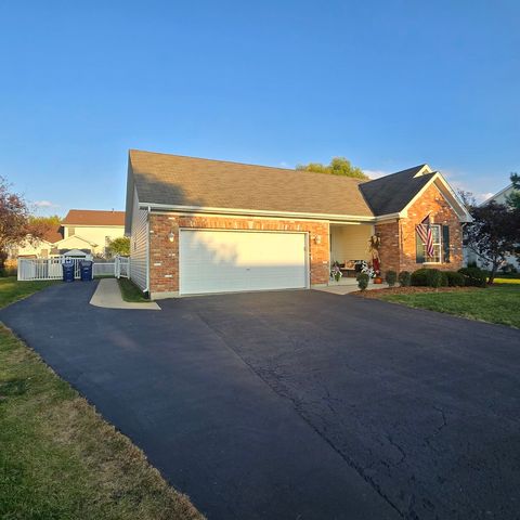 Tiny photo for 664 Magnolia Street, DeKalb, IL 60115 (MLS # 12478379)