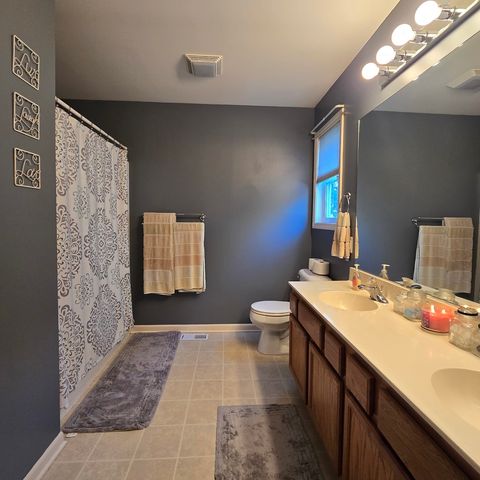 Tiny photo for 664 Magnolia Street, DeKalb, IL 60115 (MLS # 12478379)