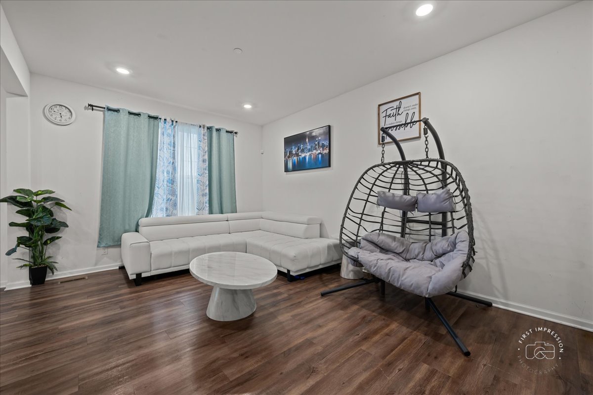 1128 Hawk Hollow Drive