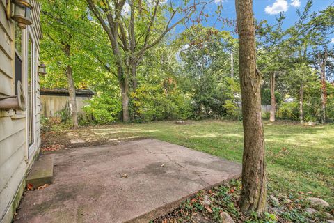 Tiny photo for 910 W SPRINGFIELD Avenue, Champaign, IL 61821 (MLS # 12503518)