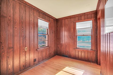 Tiny photo for 910 W SPRINGFIELD Avenue, Champaign, IL 61821 (MLS # 12503518)