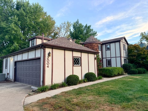 Tiny photo for 2004 Byrnebruk Drive, Champaign, IL 61822 (MLS # 12753145)