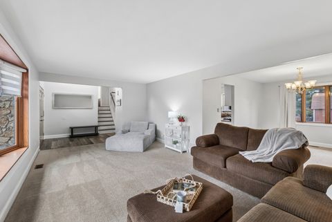 Tiny photo for 17807 Linden Drive, Tinley Park, IL 60487 (MLS # 12579873)