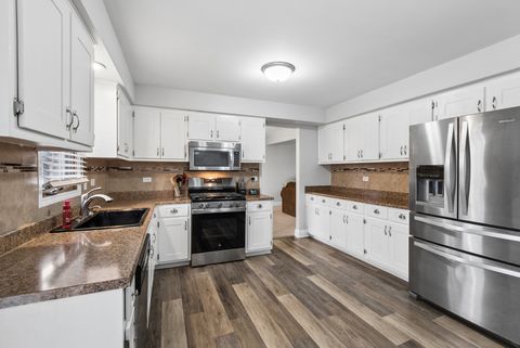 Tiny photo for 17807 Linden Drive, Tinley Park, IL 60487 (MLS # 12579873)