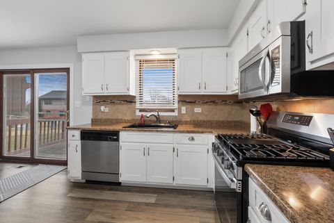 Tiny photo for 17807 Linden Drive, Tinley Park, IL 60487 (MLS # 12579873)