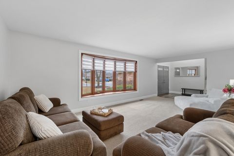 Tiny photo for 17807 Linden Drive, Tinley Park, IL 60487 (MLS # 12579873)