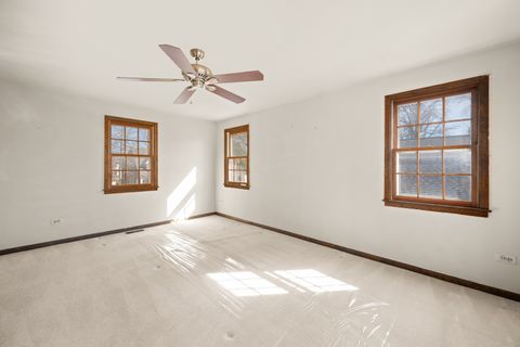 Tiny photo for 505 Mosedale Street, St. Charles, IL 60174 (MLS # 12596359)