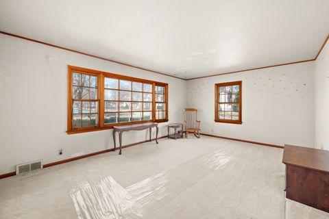 Tiny photo for 505 Mosedale Street, St. Charles, IL 60174 (MLS # 12596359)