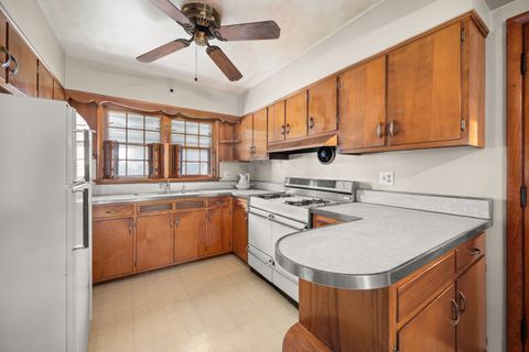 Tiny photo for 505 Mosedale Street, St. Charles, IL 60174 (MLS # 12596359)