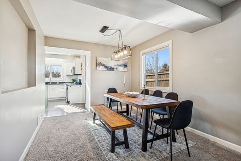 Tiny photo for 5229 Beechwood Avenue, Gurnee, IL 60031 (MLS # 12518441)