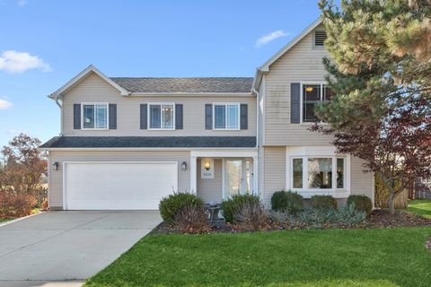 Photo of 5229 Beechwood Avenue, Gurnee, IL 60031 (MLS # 12518441)