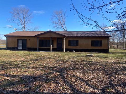 Tiny photo for 7038 Robin Roads, DuBois, IL 62831 (MLS # 100000475)