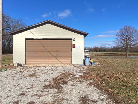 Tiny photo for 7038 Robin Roads, DuBois, IL 62831 (MLS # 100000475)