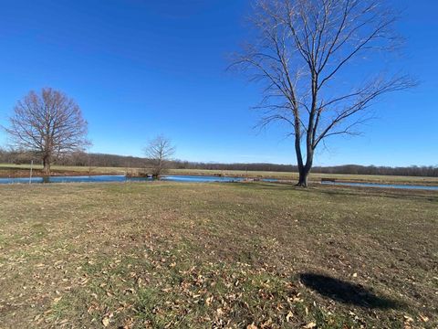 Tiny photo for 7038 Robin Roads, DuBois, IL 62831 (MLS # 100000475)