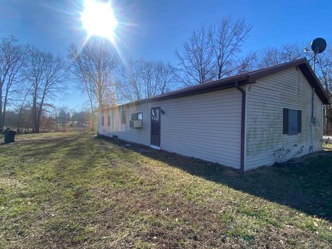 Tiny photo for 7038 Robin Roads, DuBois, IL 62831 (MLS # 100000475)