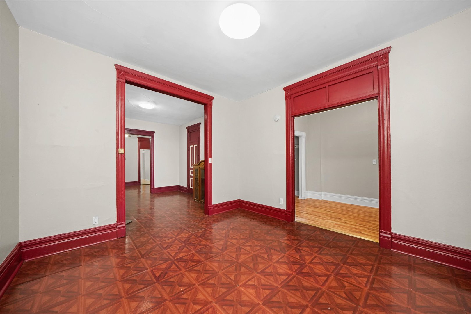 2140 W Cermak Road