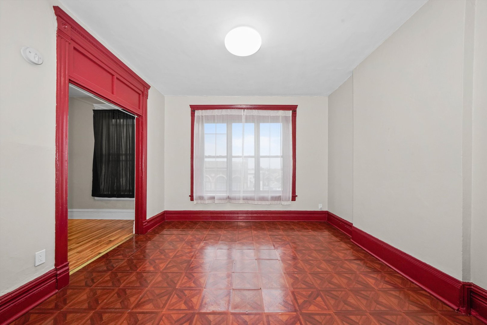 2140 W Cermak Road