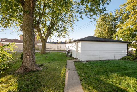 Tiny photo for 2630 Commercial Avenue, South Chicago Heights, IL 60411 (MLS # 12548667)