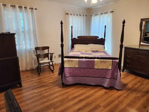 Tiny photo for 1020 N 18th Street, Mt Vernon, IL 62864 (MLS # 12605599)