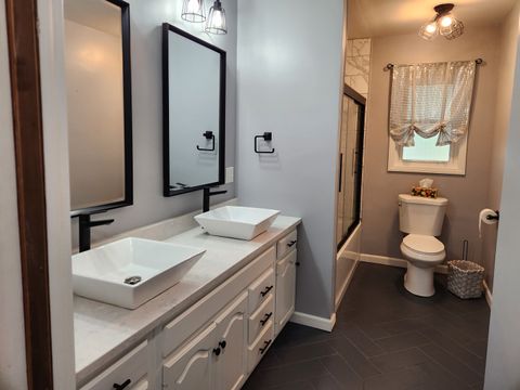 Tiny photo for 1020 N 18th Street, Mt Vernon, IL 62864 (MLS # 12605599)